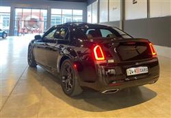 کرایسلەر 300